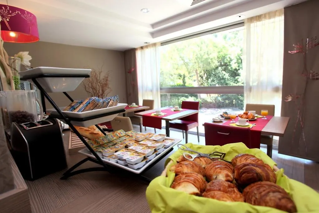 Inter-Hotel Les Agapanthes De L'Esterel Cannes