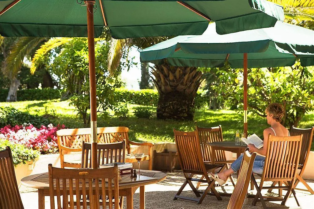 *** Apartahotel Inter-Hotel Les Agapanthes De L'Esterel Cannes Francia