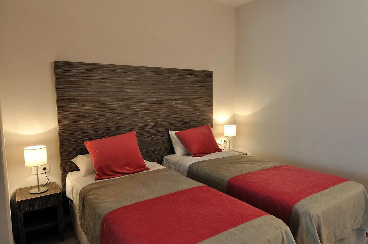 Inter-Hotel Les Agapanthes De L'Esterel Cannes 3*,  Francia