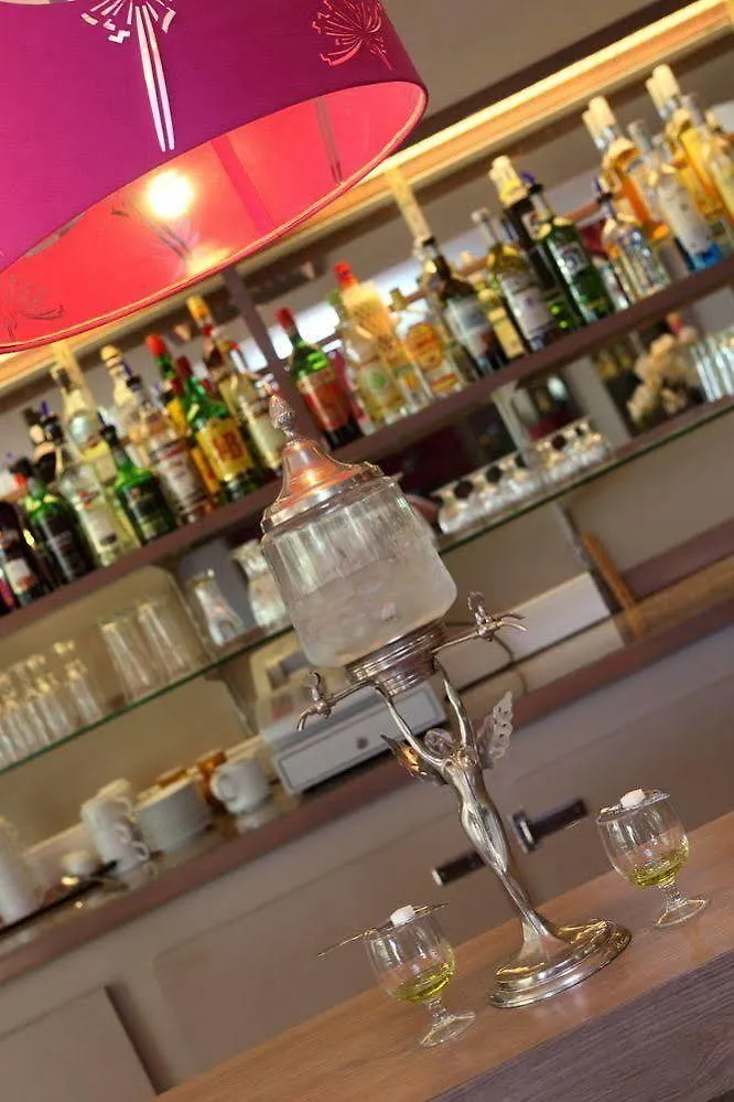 Inter-Hotel Les Agapanthes De L'Esterel Cannes Aparthotel